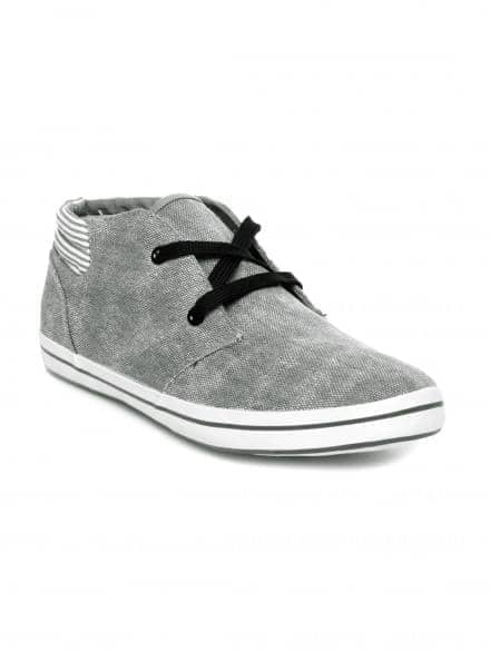Grey canvas sneaker