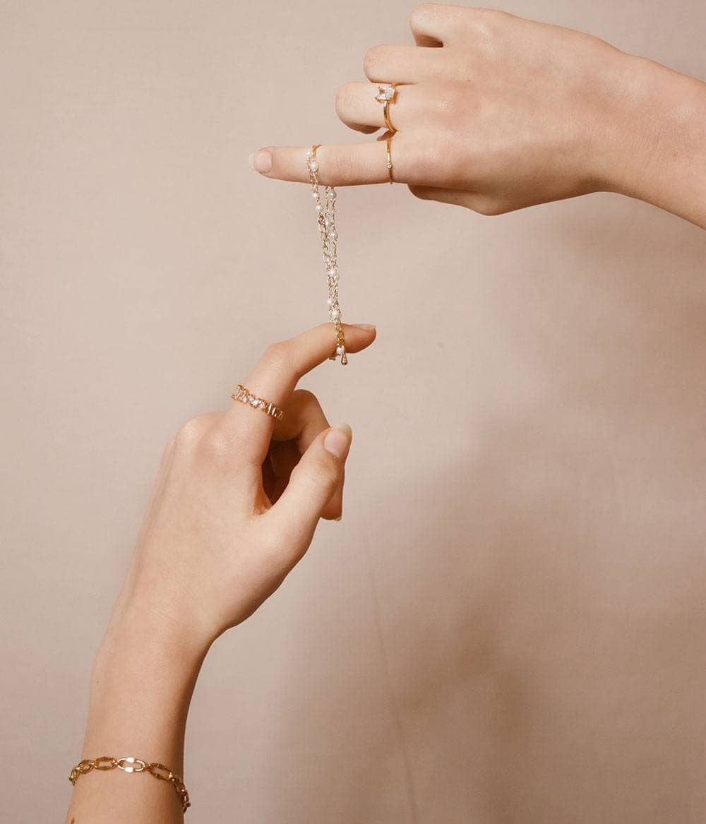Vintage jewellery since 1947