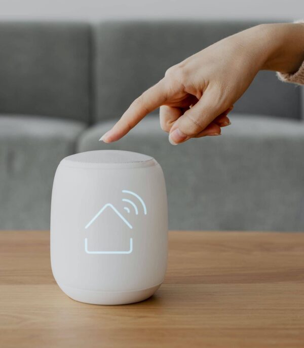 Room-filling sound in a living room