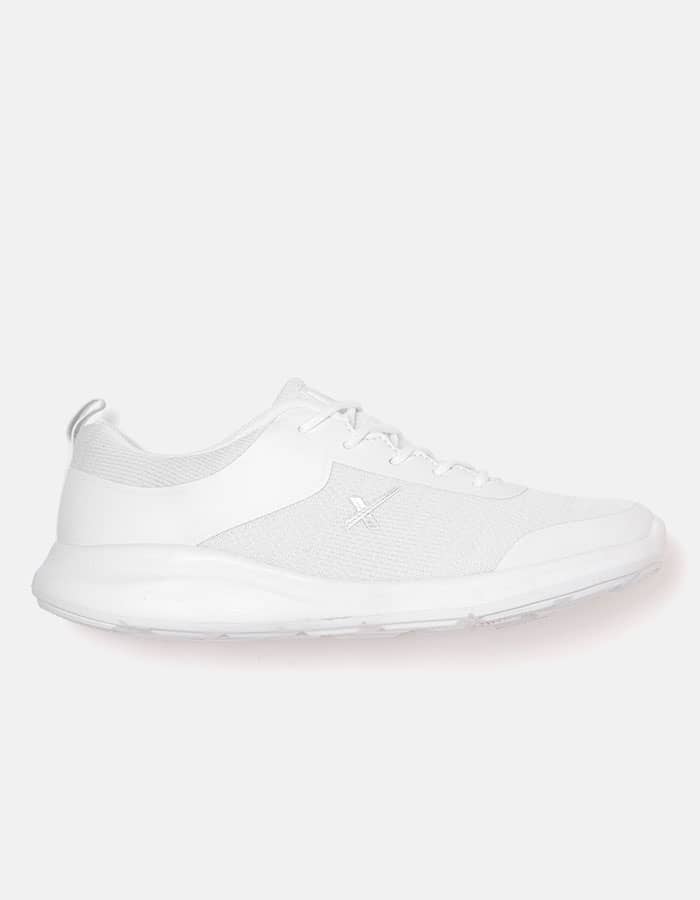 Men White Escaper Sports Shoes