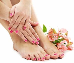 Massage oils and folded towels